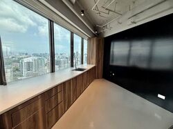 United Square (D11), Office #551522611